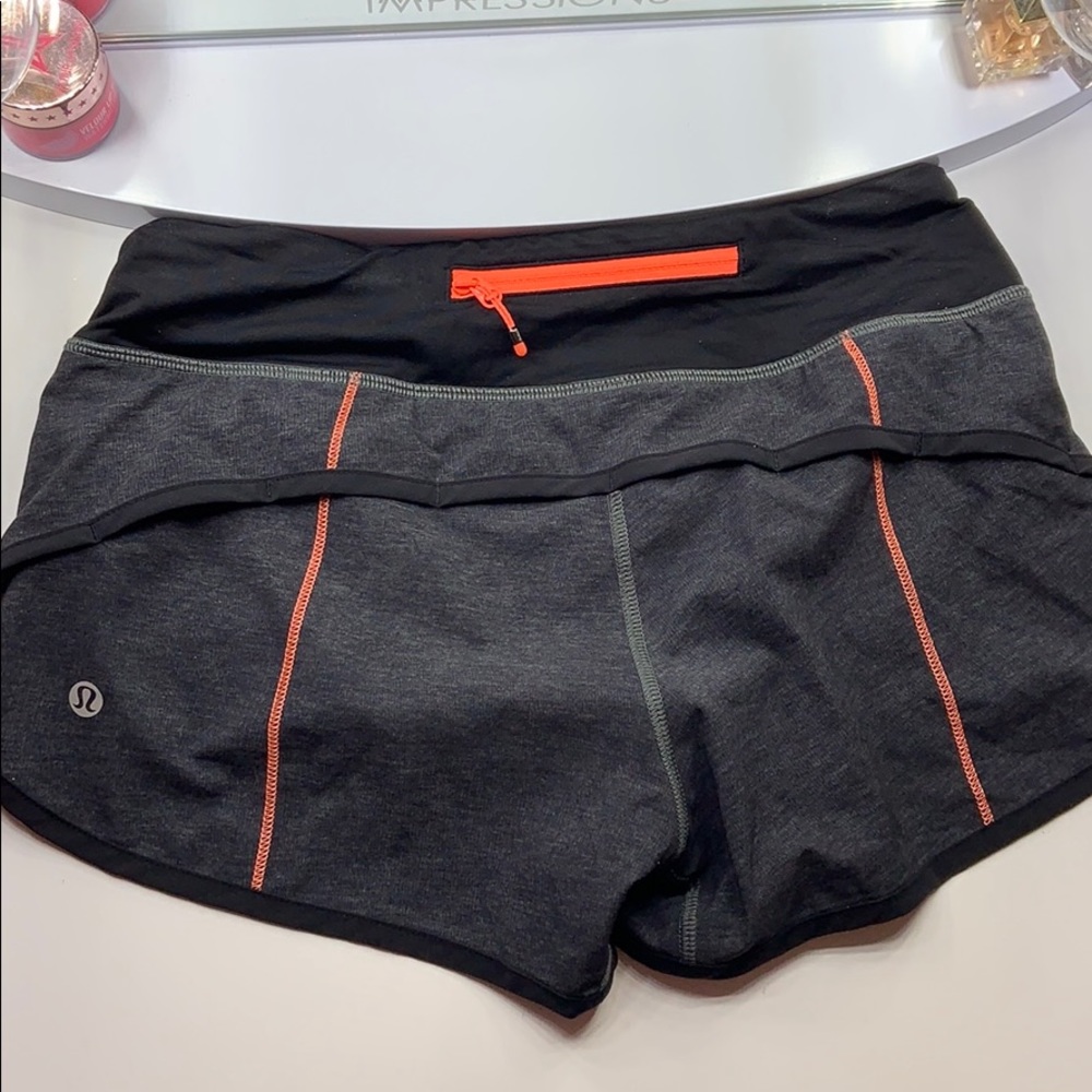 LULU LEMON SPEED SHORTS SIZE 2